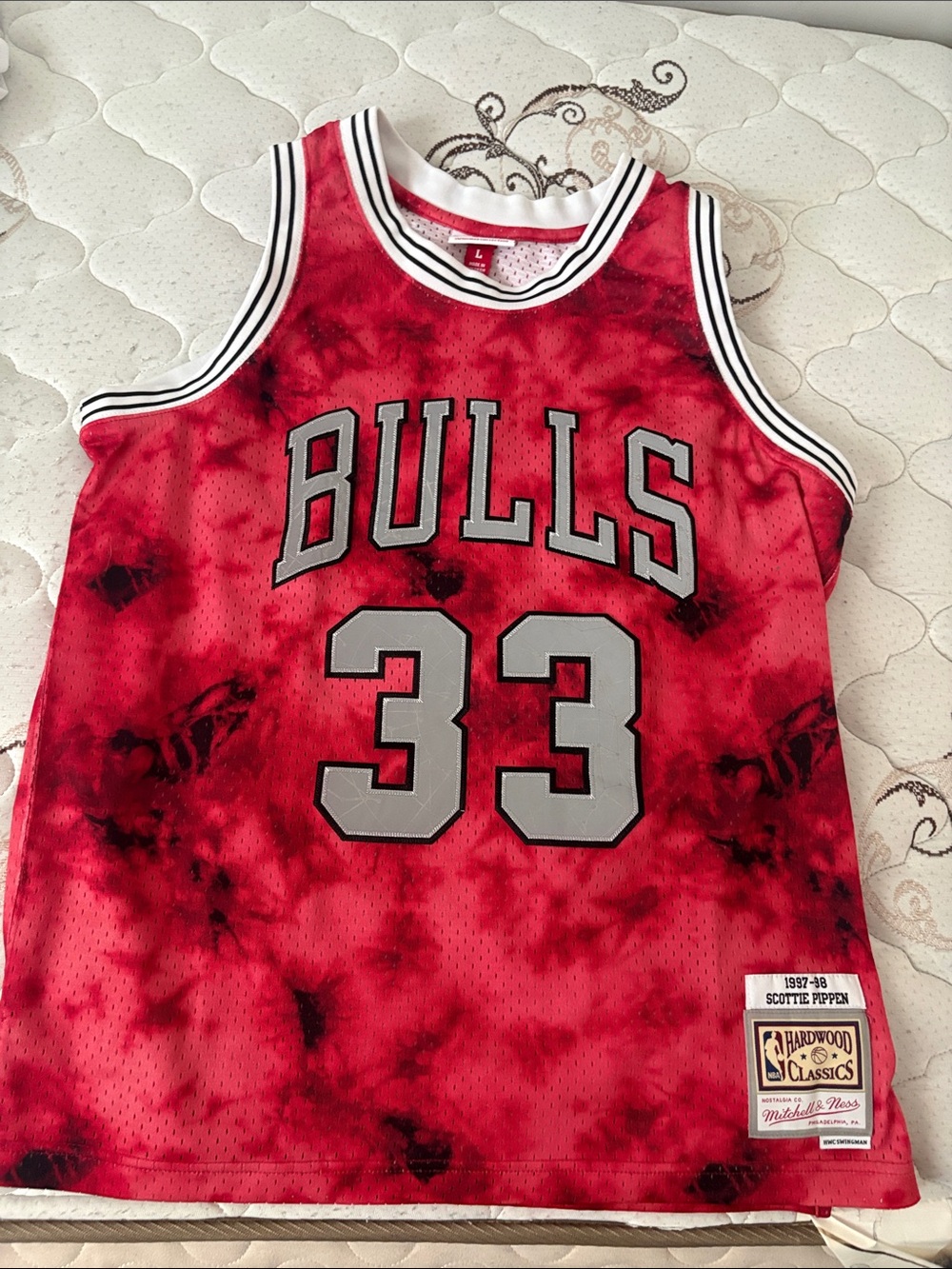 Chicago Bulls #33 Red Tie-Dye mens Jersey